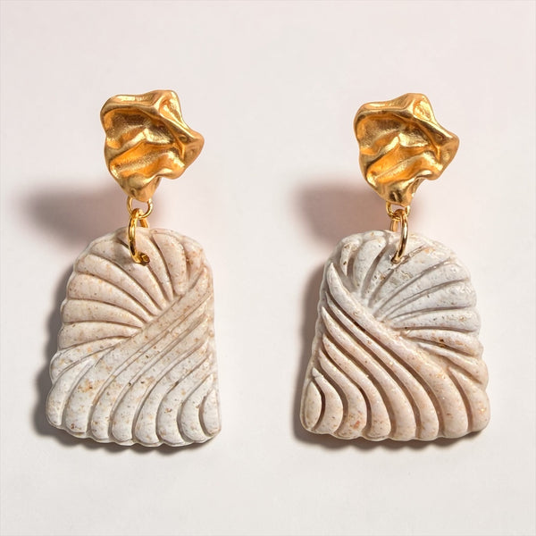 Whispering Dune Drops